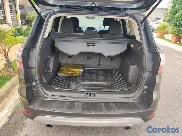 jeepetas y camionetas - Se vende Ford Escape SE ecoboost 4