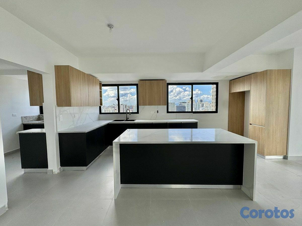 penthouses - Venta de Apartamento en Naco piso alto 12