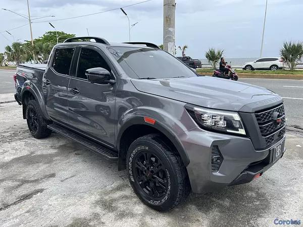 jeepetas y camionetas - Nissan Frontier Pro-4X 2023 3
