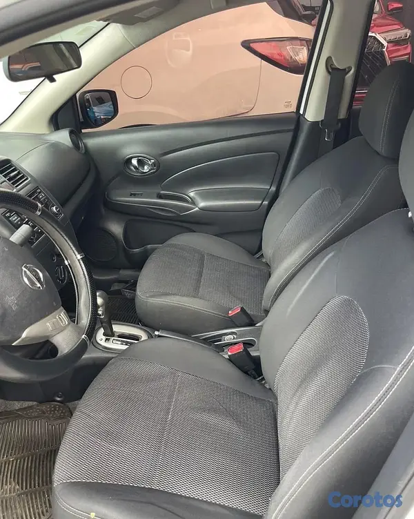 carros - NISSAN VERSA 2016 7