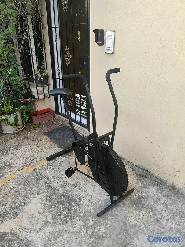 Artículos Deportivos - bicicleta estacionaria con ejercicio de brazos  2