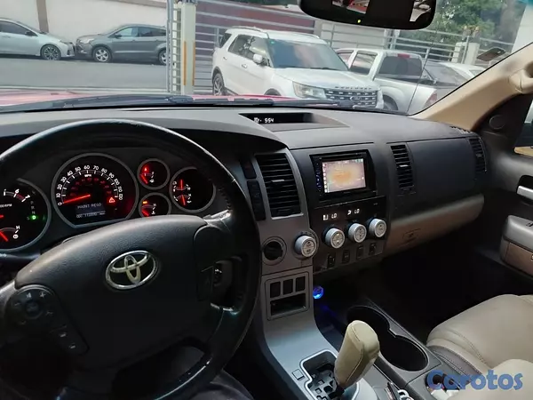 jeepetas y camionetas - TOYOTA TUNDRA LIMITED. 11