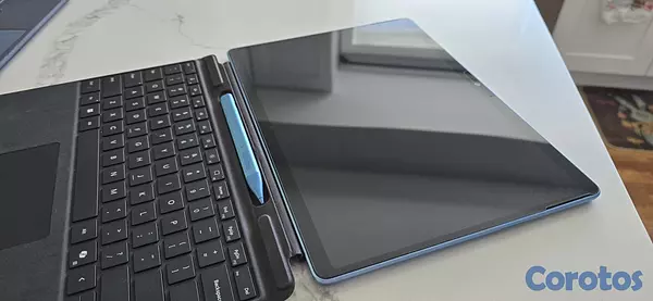 computadoras y laptops - Microsoft Surface pro 11th edition + Lapiz y Tecla 11