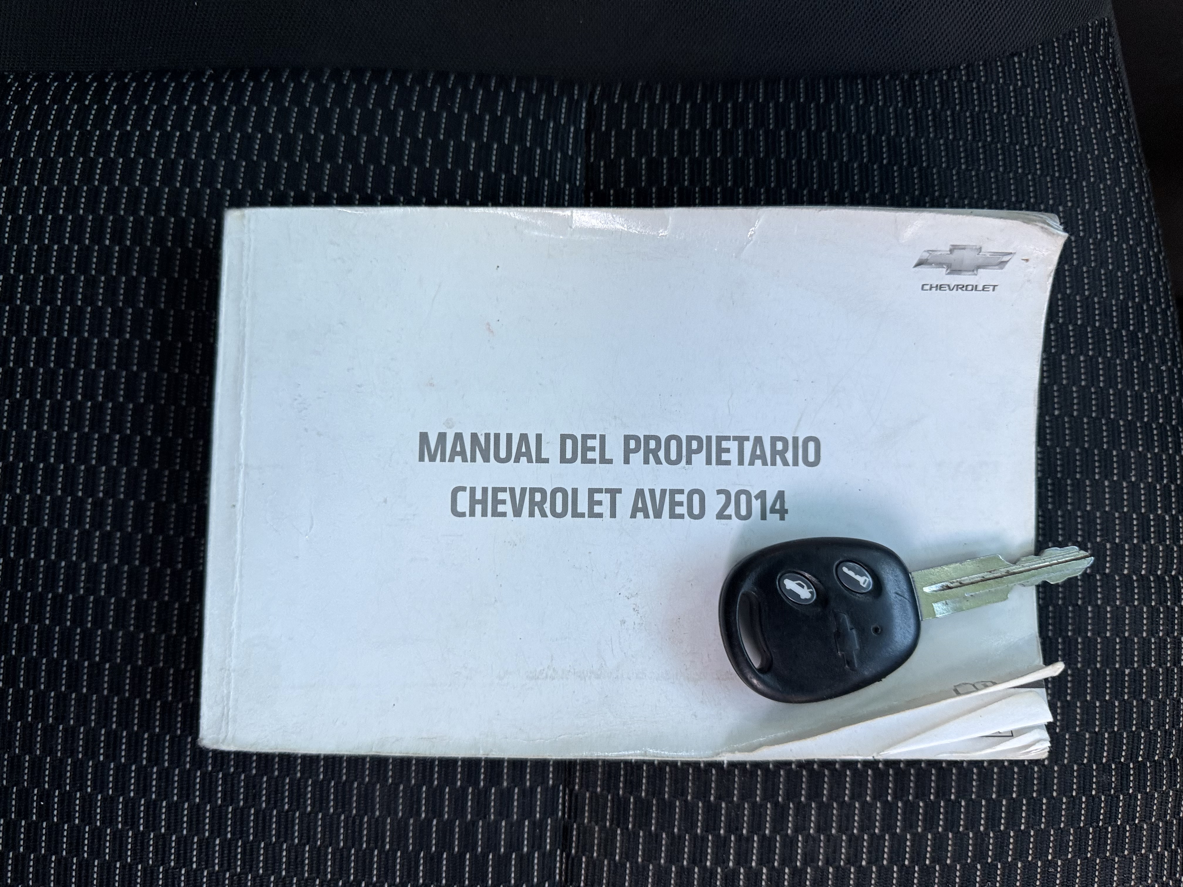 carros - Chevrolet Aveo 2014  6