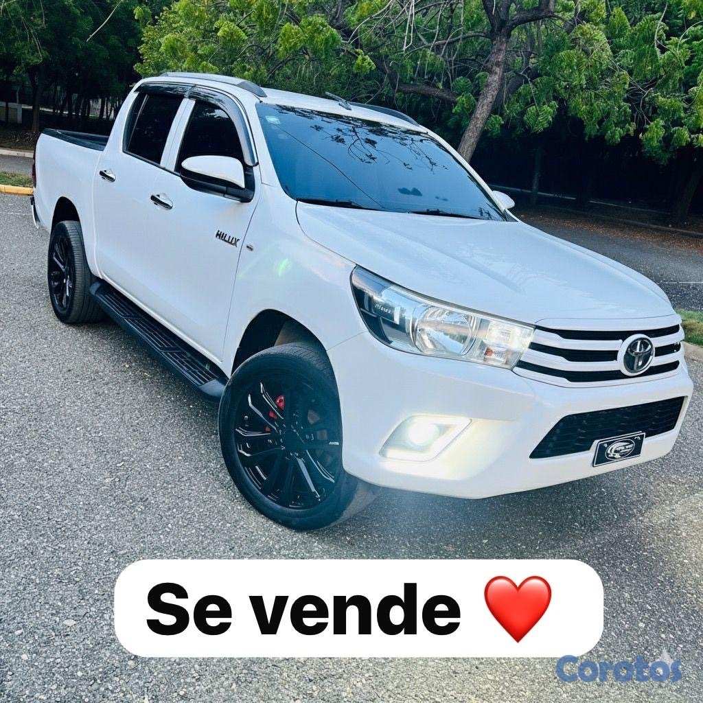 jeepetas y camionetas - Toyota Hilux 2020  1