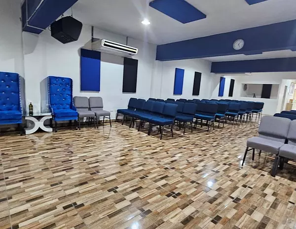 oficinas y locales comerciales - Local en ensanche la fe  4