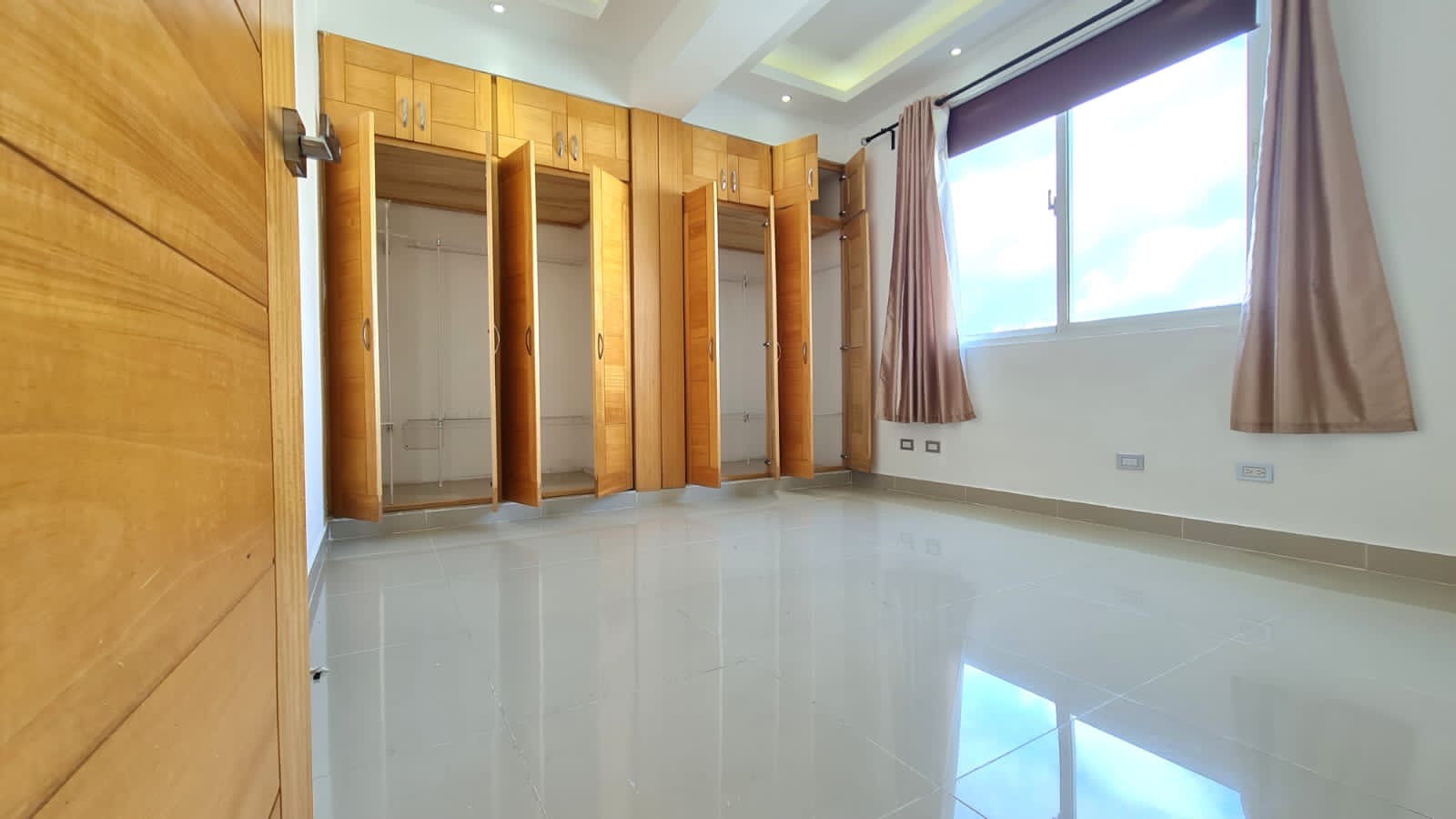 apartamentos - *La Esperilla* Alquiler apartamento. Línea blanca  4