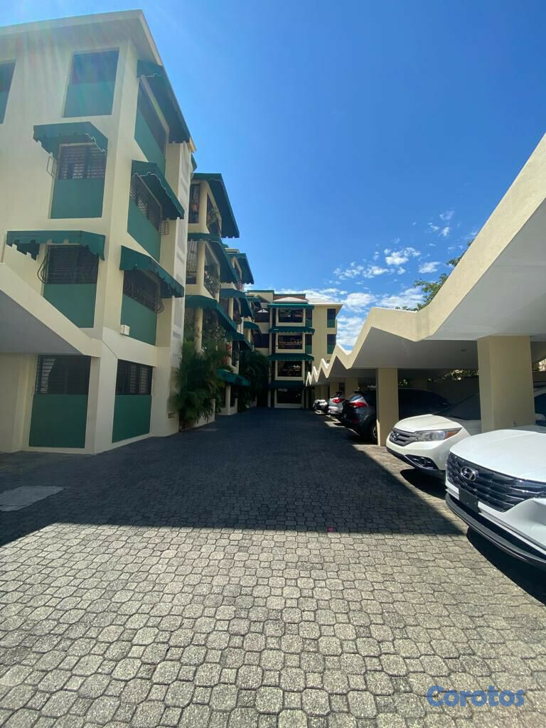 apartamentos - Apartamento en venta en Evaristo Morales 6