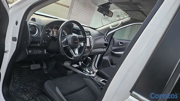 jeepetas y camionetas - Nissan frontier diesel 2022 4x4 9