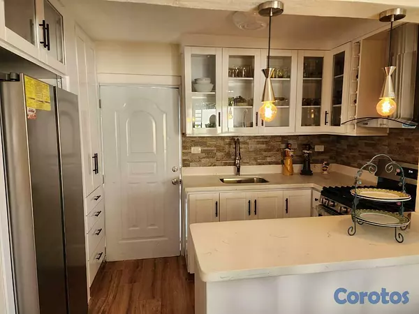 casas - Casa Amueblada en Alquiler en El Retiro II, Santiago – 4 Hab. 4 Baños 4
