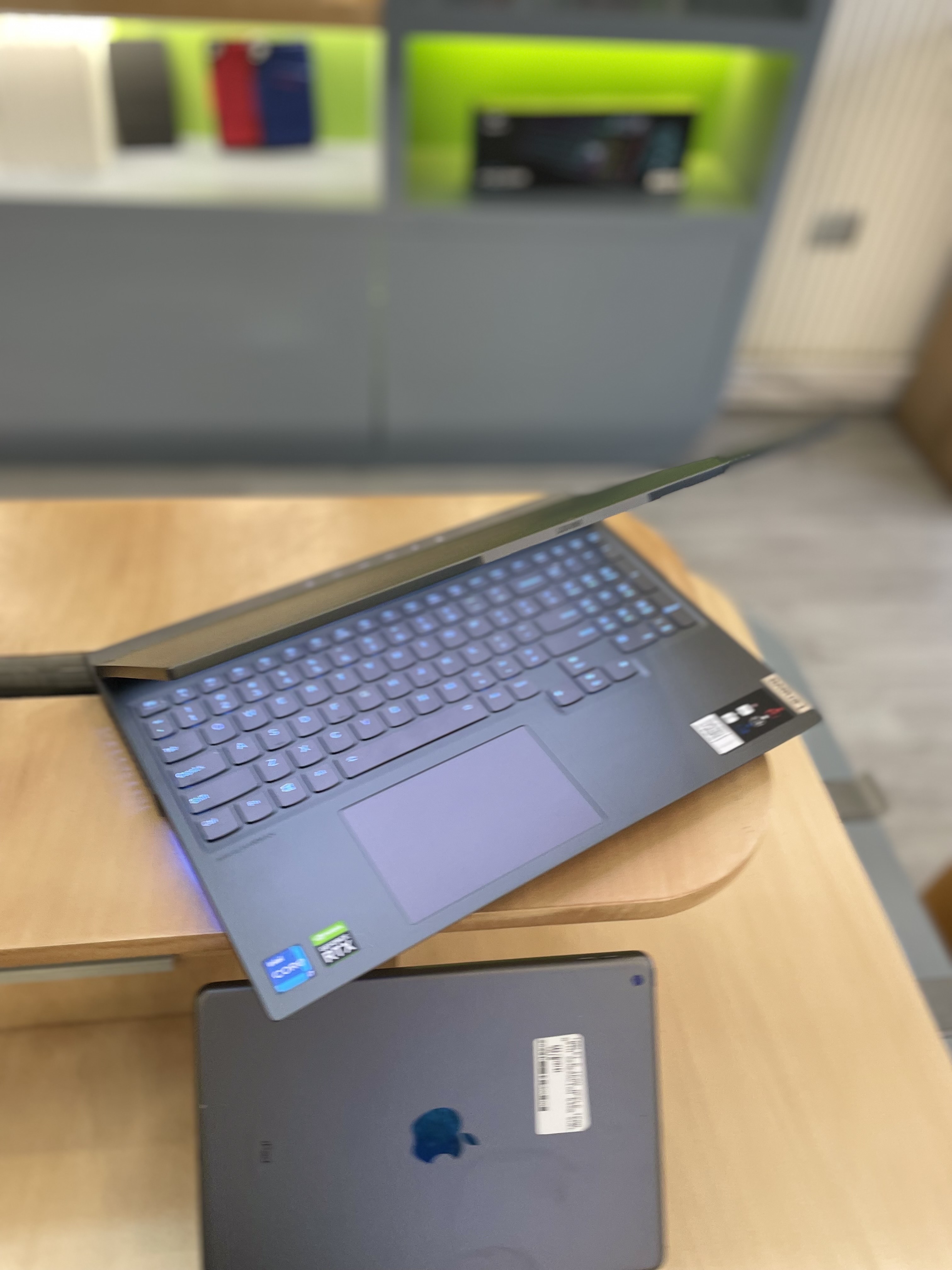 computadoras y laptops - LAPTOP LENOVO LEGION 11TH GENERACIÓN INTEL CORE I716Gb DE RAM1Tb SSD 4