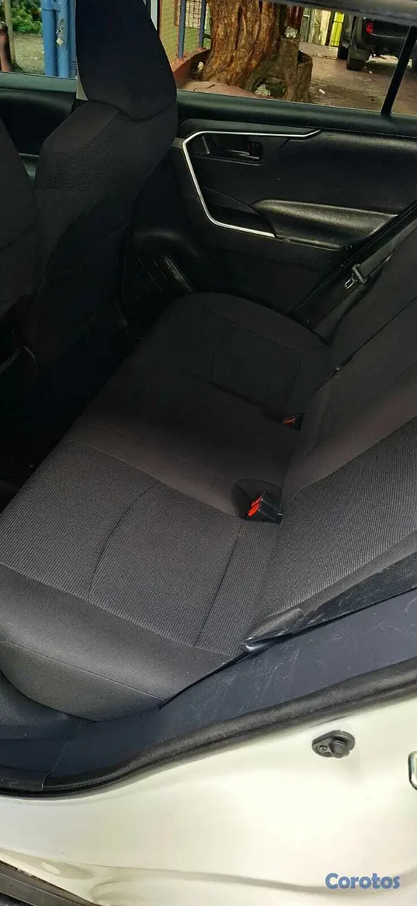 jeepetas y camionetas - Toyota RAV4 LE 4X4 , AÑO 2020 2