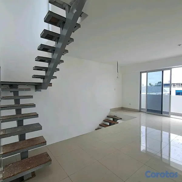 apartamentos - Penthouse piso alto en Evaristo Morales  9