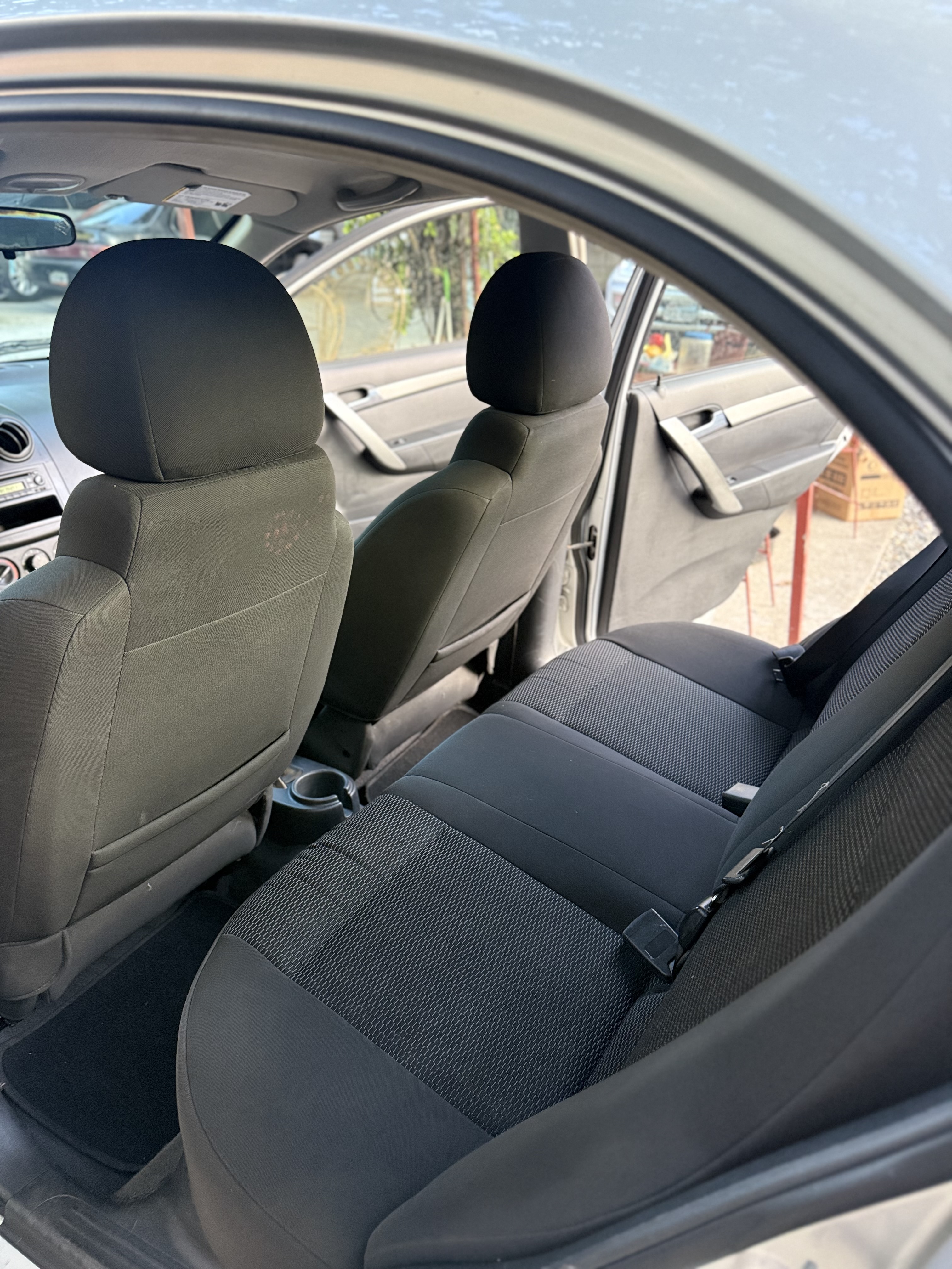 carros - Chevrolet Aveo 2014  7
