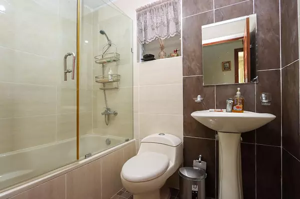 apartamentos - Vendo  apartamento en Jardines del Sur 9
