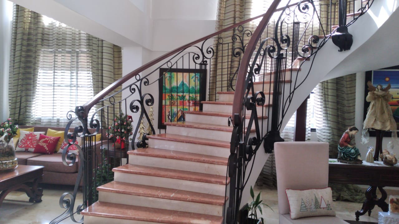 apartamentos - VENDO  PH AMUEBLADO EN PARAÍSO
Zona Primium.448 m2 + 140 m2 de terraza 8