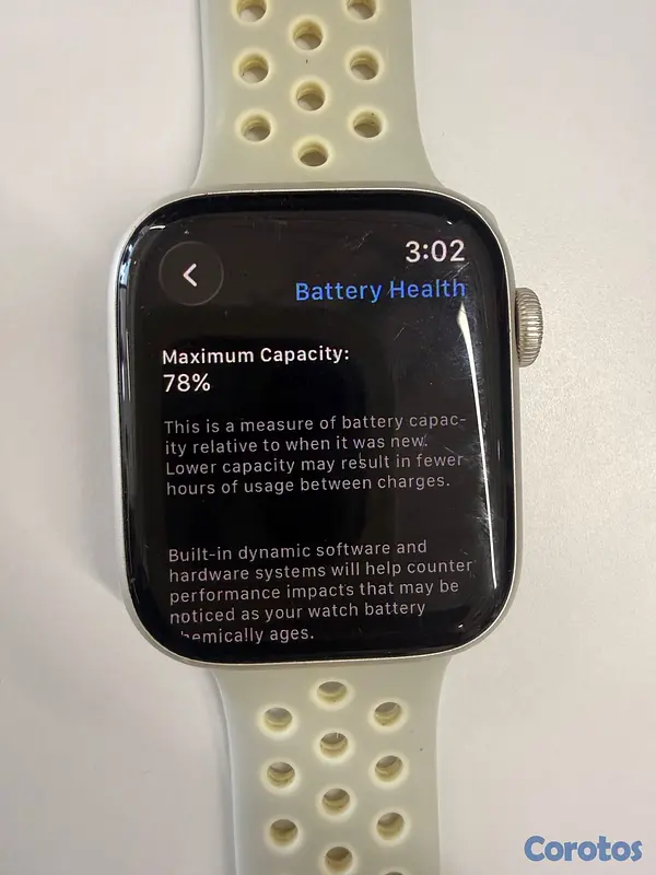 celulares y tabletas - Apple Watch Series 7 de 45mm Silver con correa deportiva 3