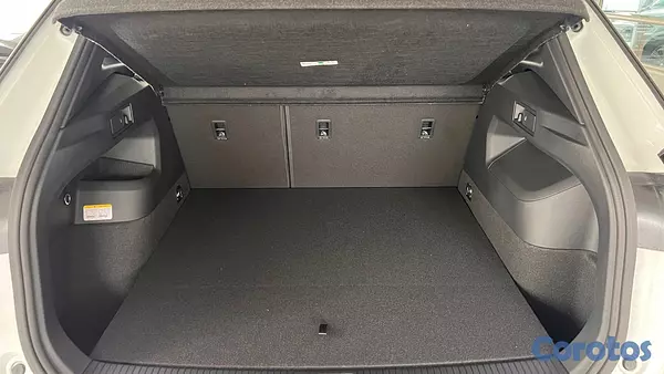 jeepetas y camionetas - Volkswagen Tiguan R Design 2026 4