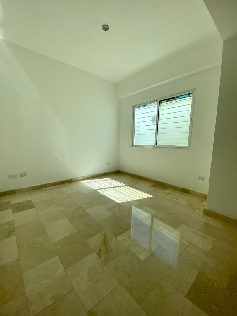 apartamentos - Amplio apartamento con terraza en el Renacimiento  7