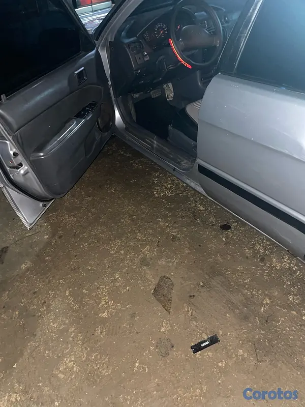carros - Toyota Tercel año 2000 7