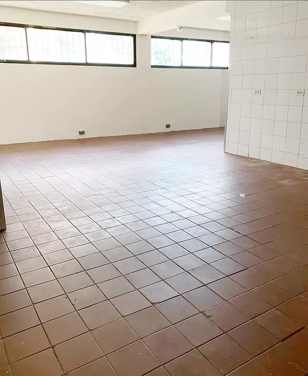 oficinas y locales comerciales - Local en primer nivel  2