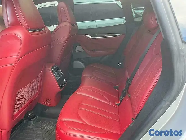 jeepetas y camionetas - MASERATI LEVANTE S 2017 9