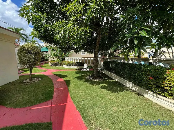 casas - Mansión en Venta Con Piscina Prado Oriental, Santo Domingo Este  5