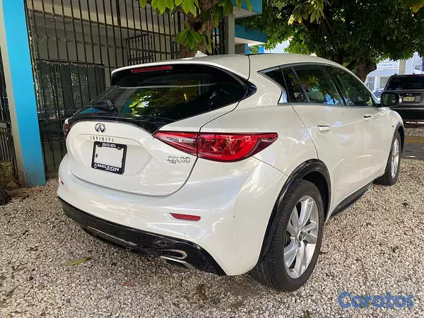 jeepetas y camionetas - INFINITI QX-30 2017 8