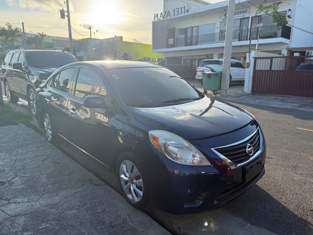 carros - Nissan Versa 2013 2