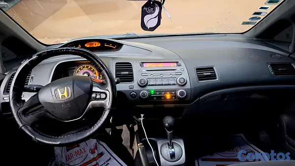 carros - Honda Civic 2006 LX en excelentes condiciones 4