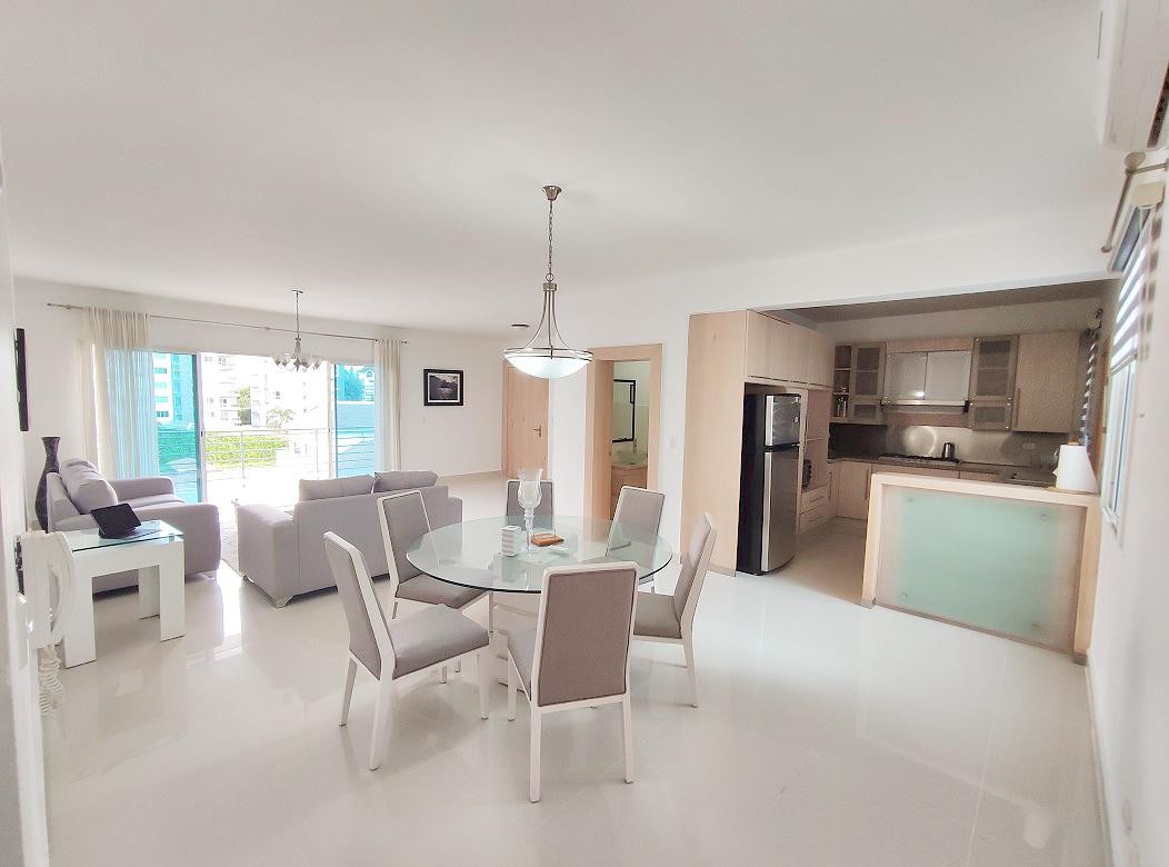 apartamentos - Apartamento 6to Nivel con 225 Mts2 en La Esmeralda  7
