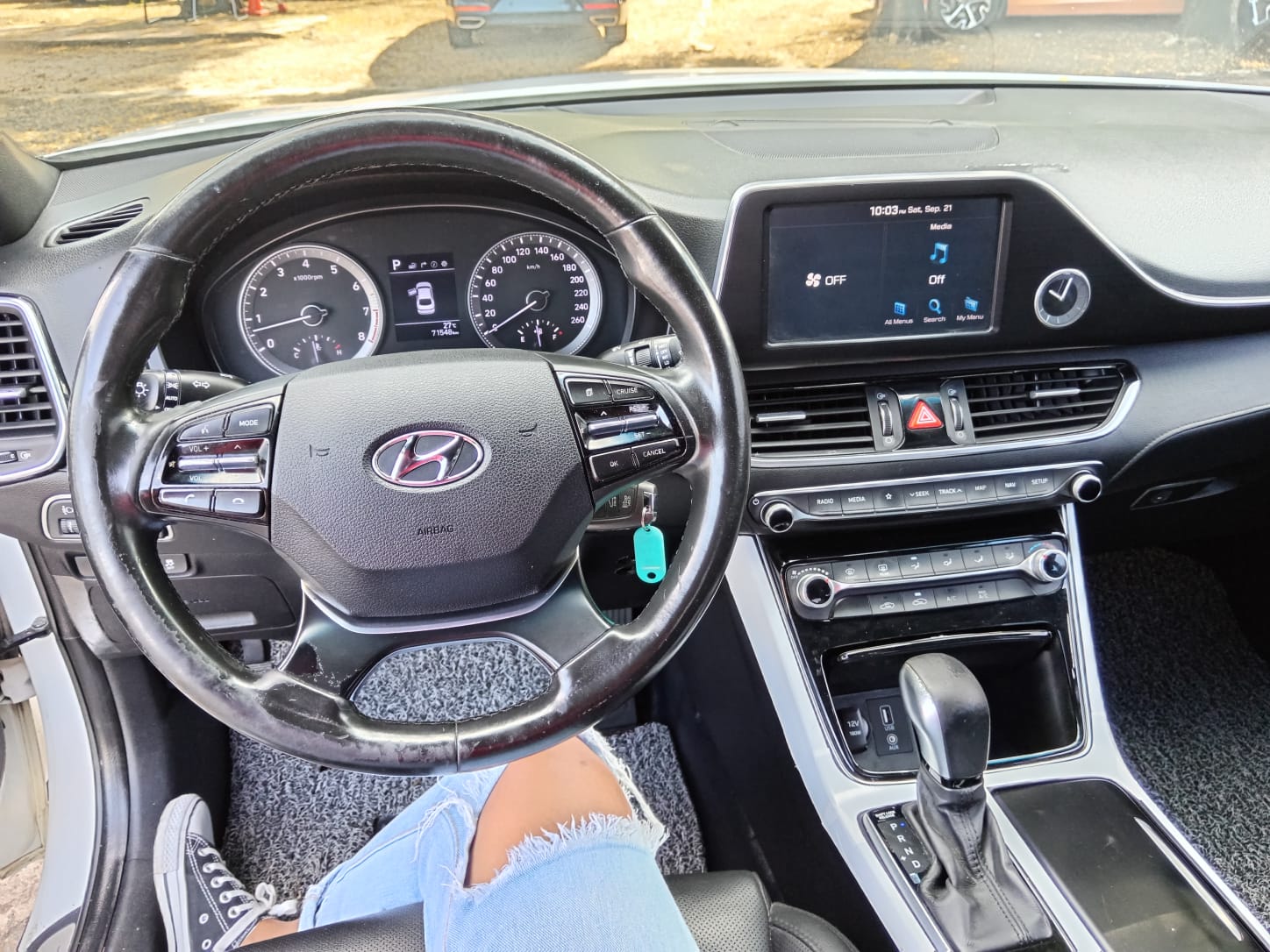 carros - HYUNDAI GRANDEUR 2018 BLANCO 9
