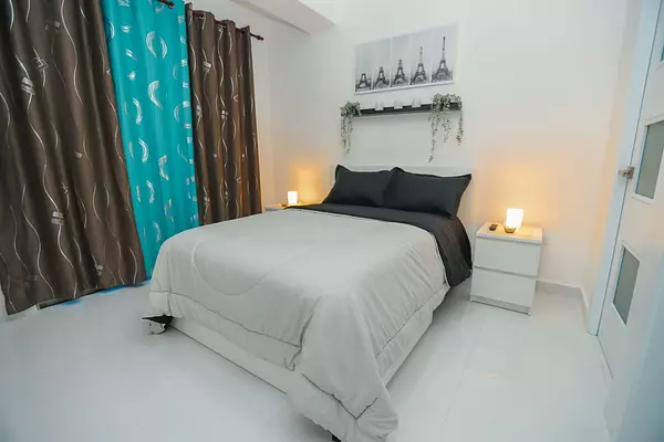 apartamentos - Se alquila apartamento amueblado en Urbanización Real 8