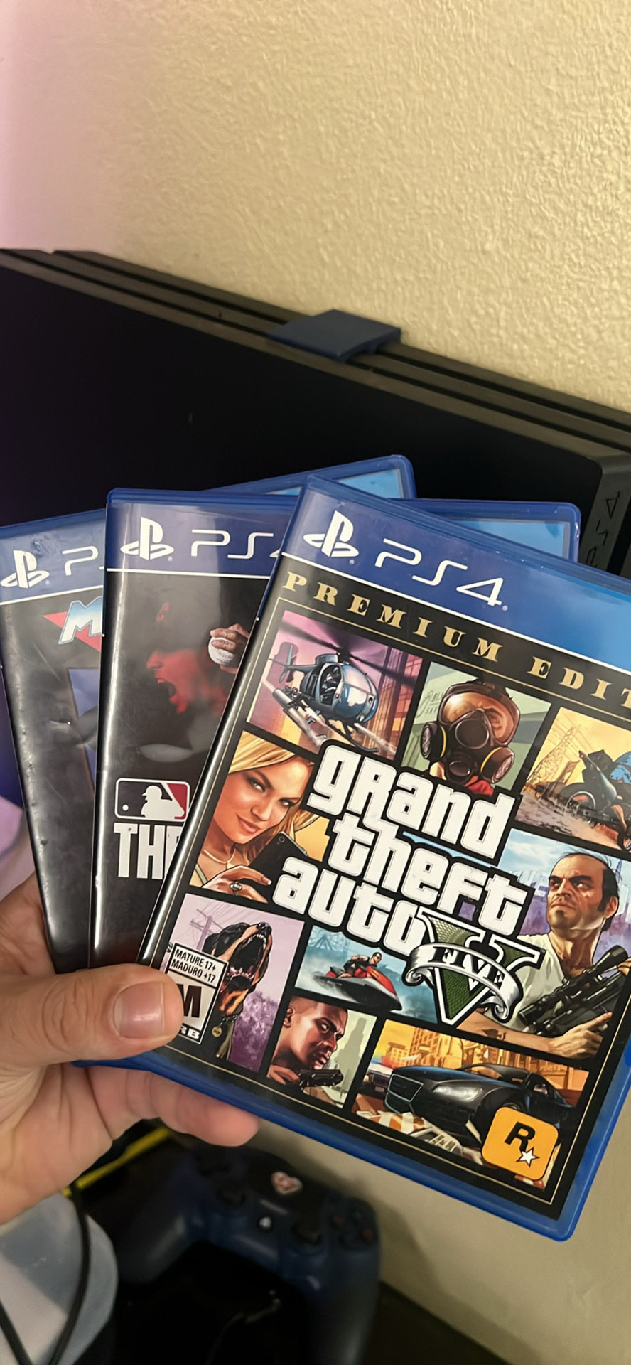 consolas y videojuegos - PlayStation 4 pro 4K 1TB  1