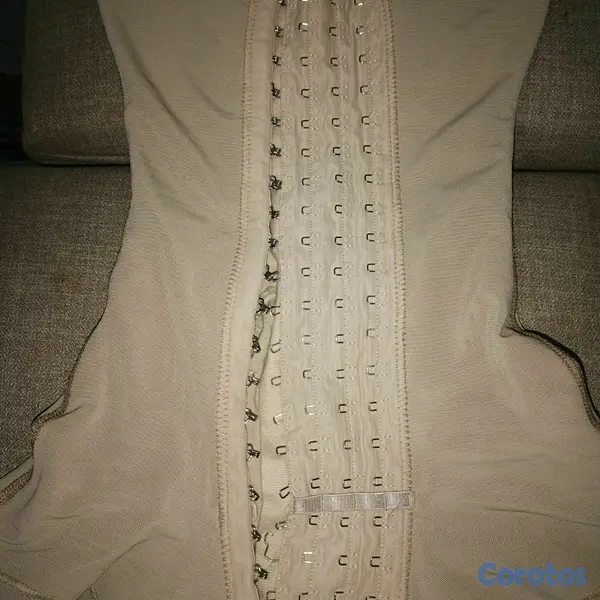 ropa para mujer - fajas usadas  5