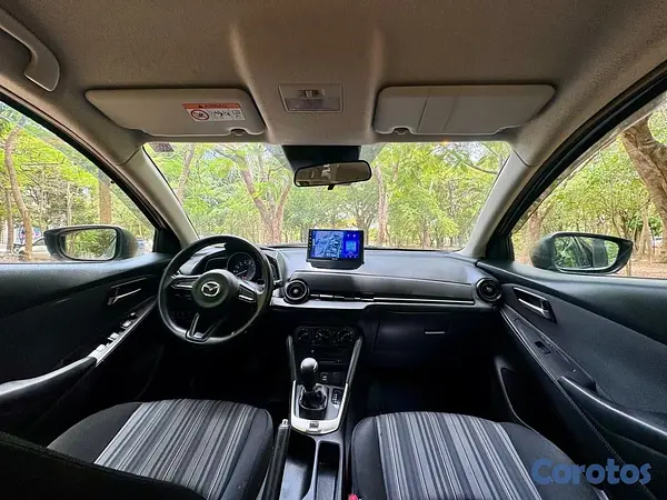 carros - ramgautoimport Mazda Demio SkyActive año 2020 7