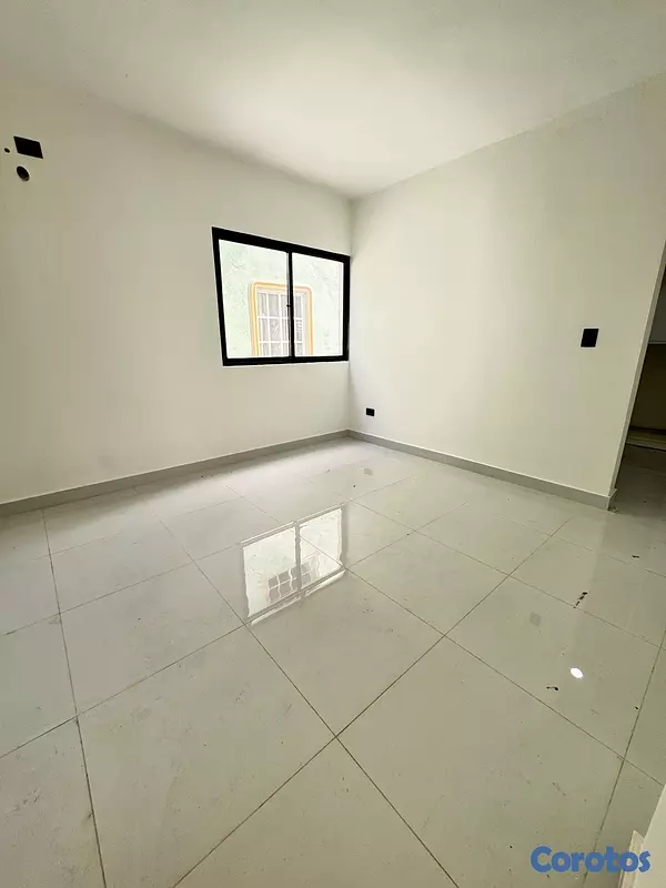 casas - venta de casa con opción a piscina en la autopista de san isidro prado oriental  5