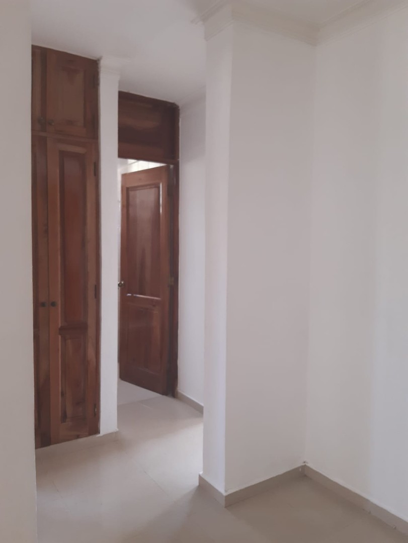 apartamentos - VENDO AMPLIO Y PRESCO APARTAMENTO CLASICO.PROXIMO A CARREFOUR.  1