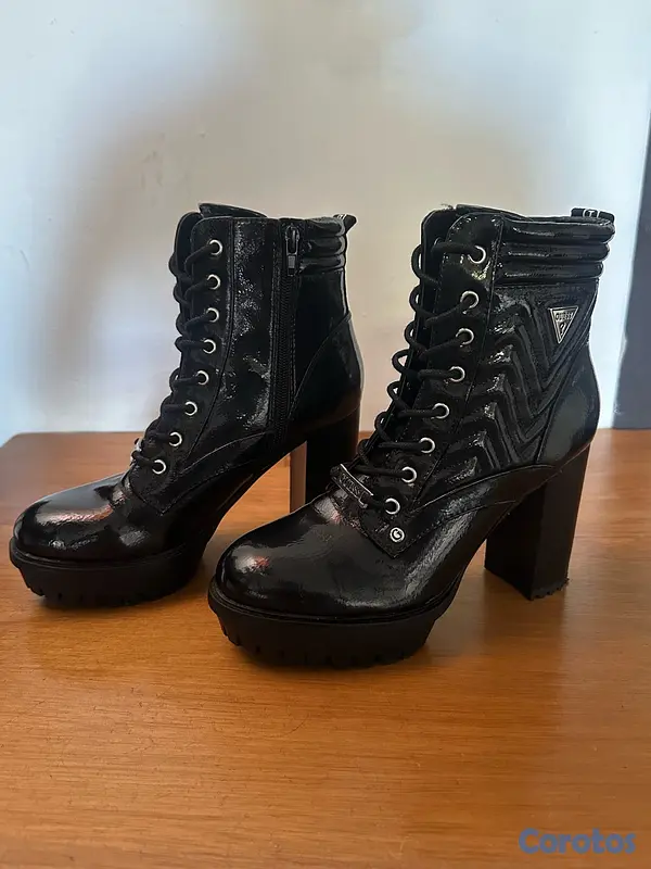 zapatos para mujer - Botas negras Guess de tacón talla 6/2 5