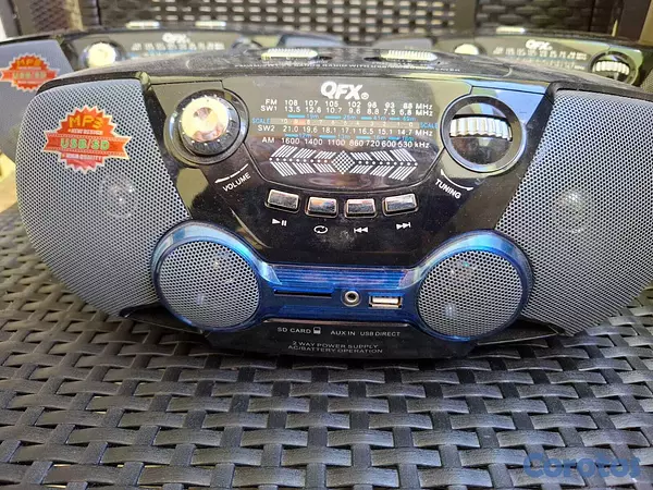 camaras y audio - Radio portatil AM/FM Pila y Corriente nuevo 3