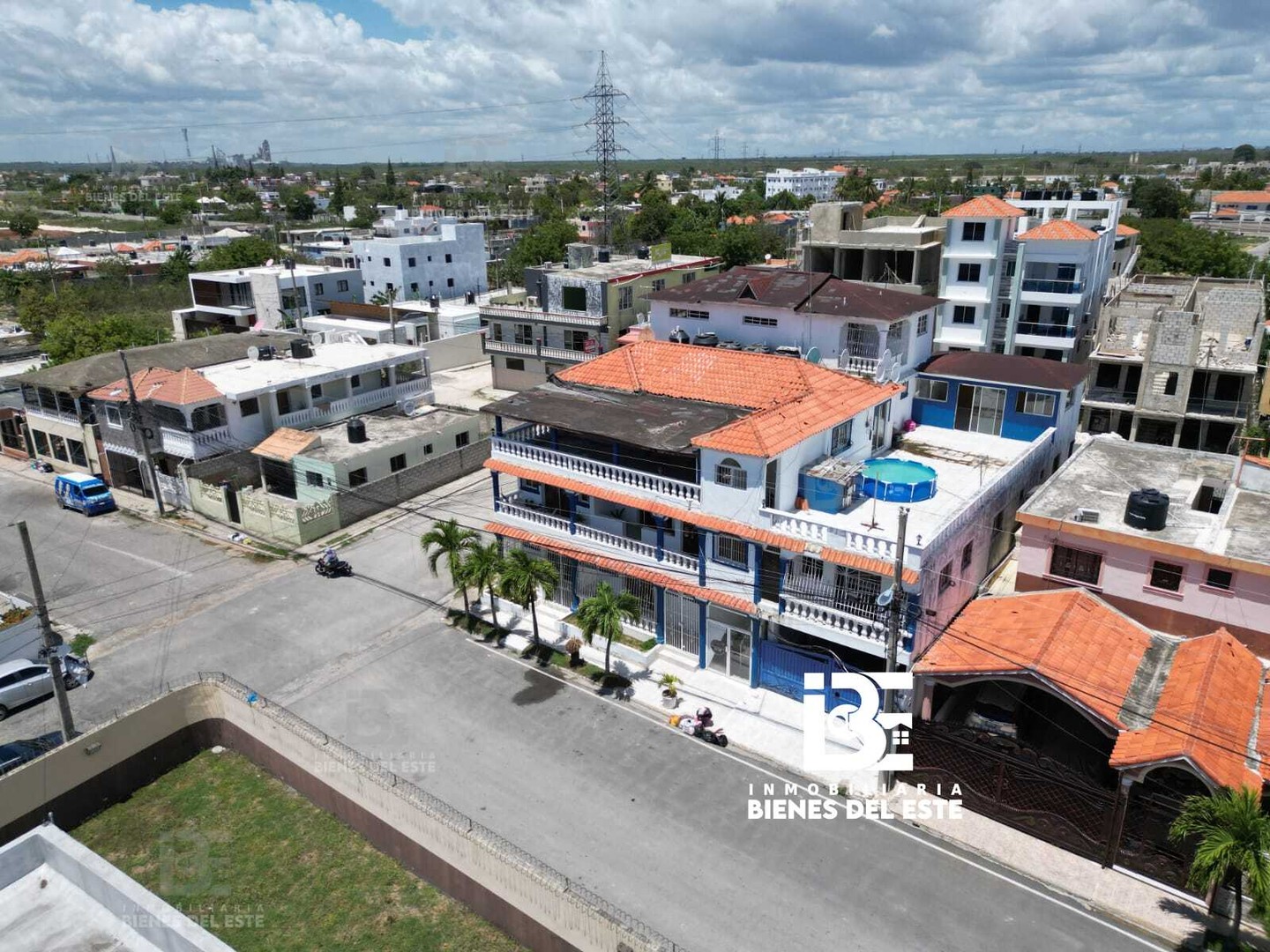 habitaciones y viviendas compartidas - Edificio con 7 Apartamentos y un Penthouse 6
