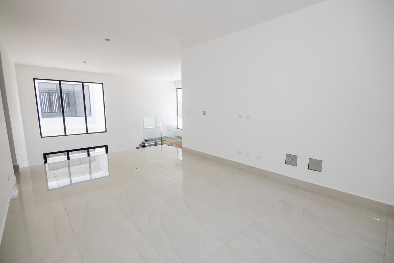 casas - CASA EN VENTA EN SANTIAGO. 6