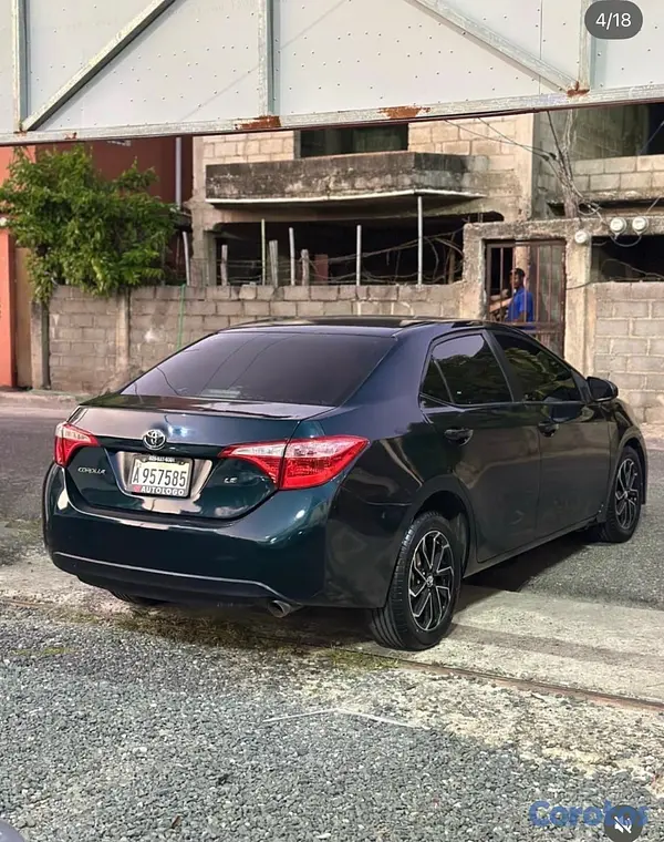 carros - Toyota Corolla LE 2018 4