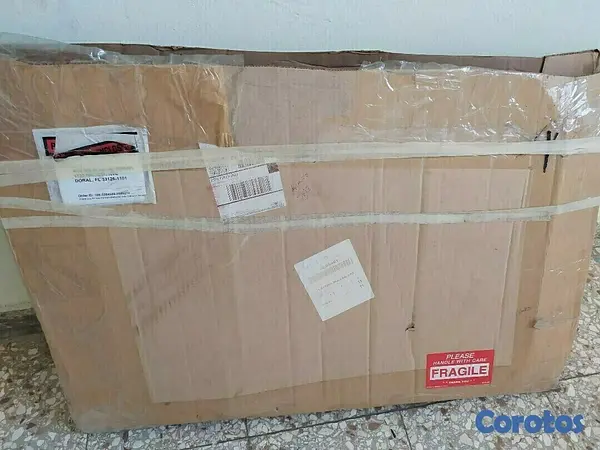 accesorios para vehiculos - CRISTAL PARA FORD FOCUS 4 PUERTAS 2