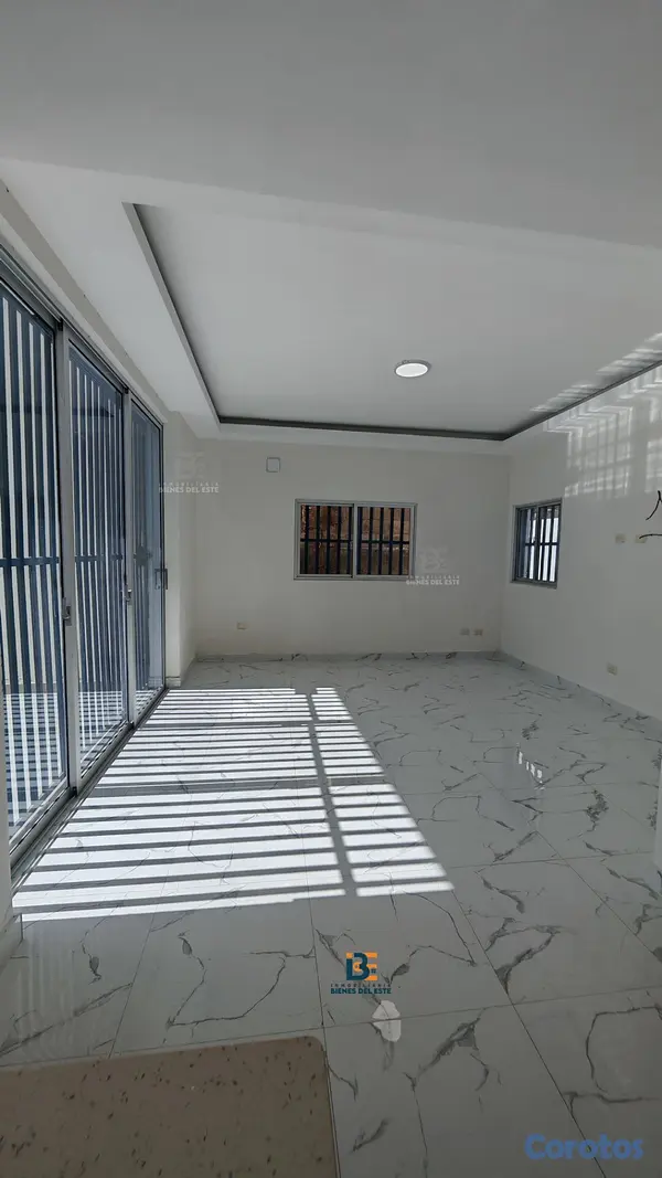casas - Vendo moderna Vivienda de dos niveles de alta cali 3