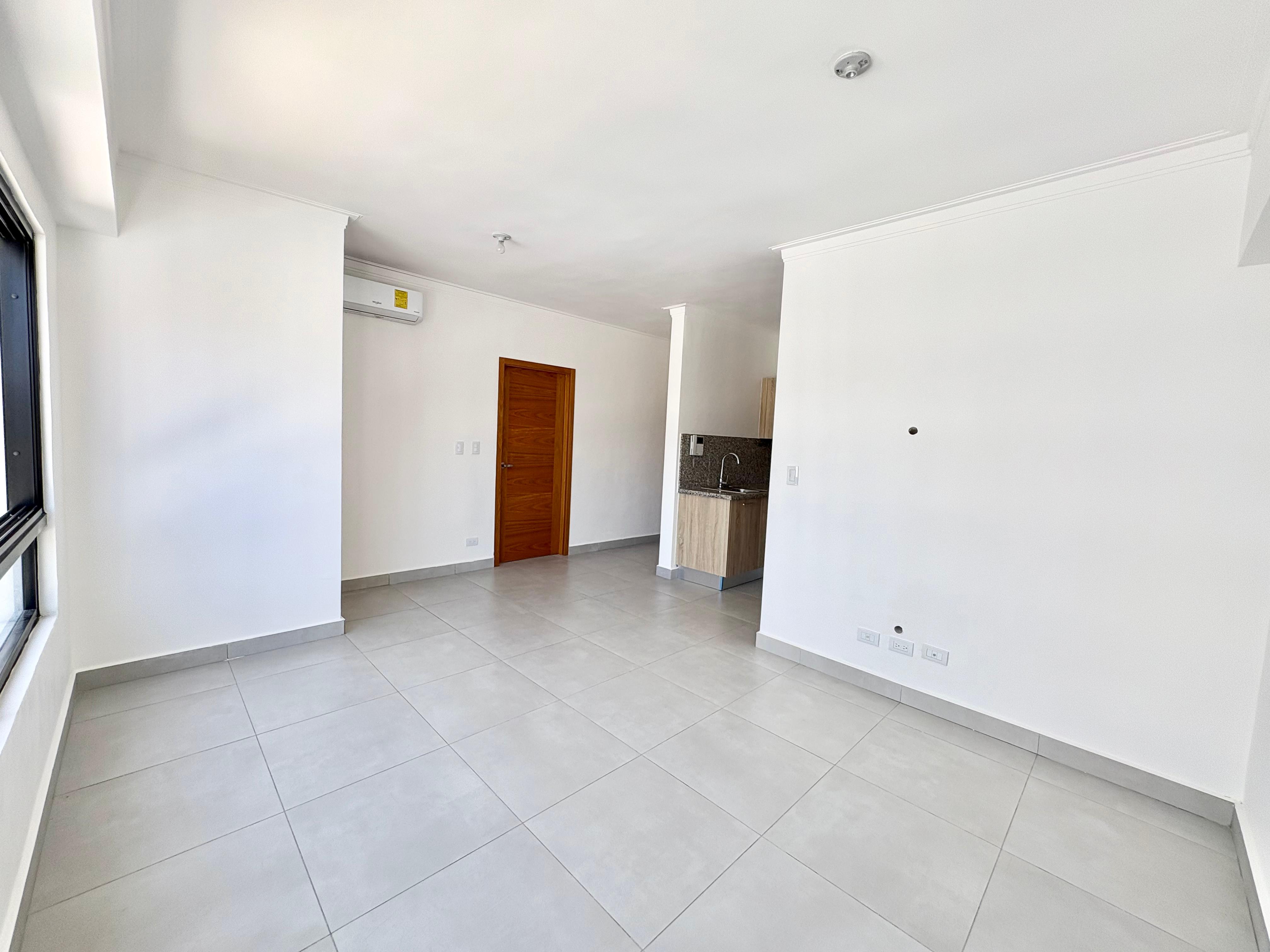 apartamentos - Alquiler Apto en Evaristo Morales con área social 4
