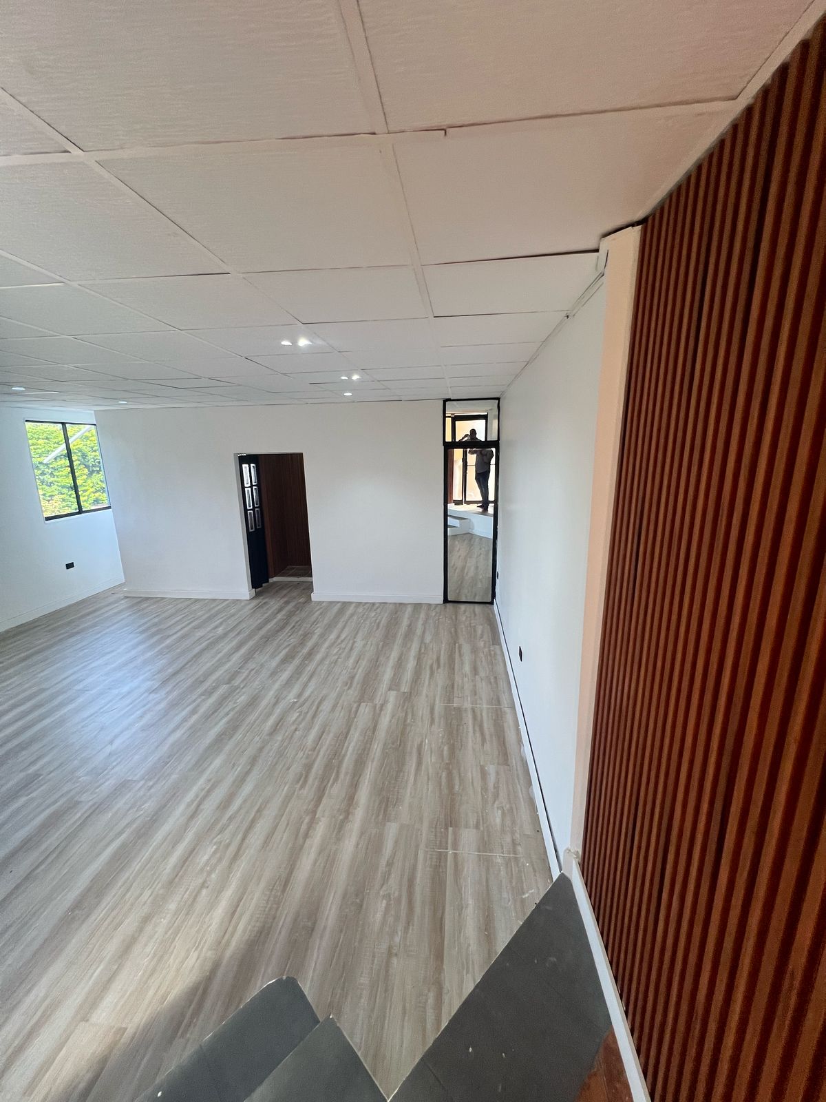 oficinas y locales comerciales - Local Piso 3 En Piantini De Oportunidad  6