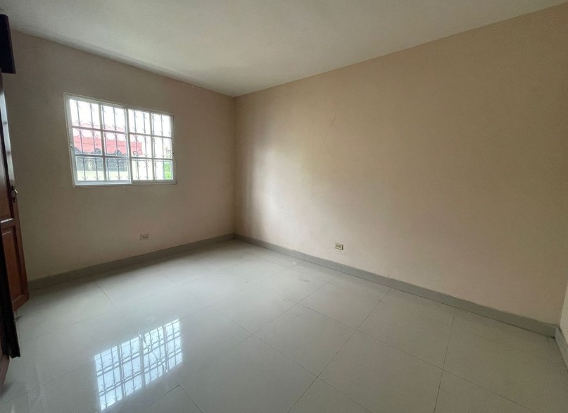 casas - Alquiler de Casa comercial cerca de Ikea 9