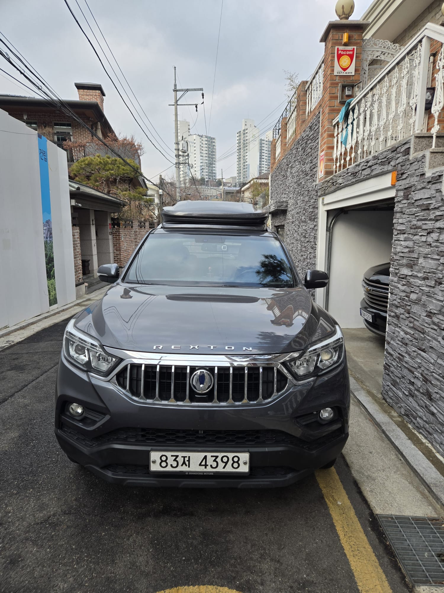 jeepetas y camionetas - KGM REXTON 2019 GRIS OSCURO 0