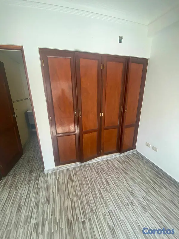 apartamentos - APARTAMENTO EN VENTA – AVENIDA INDEPENDENCIA 11